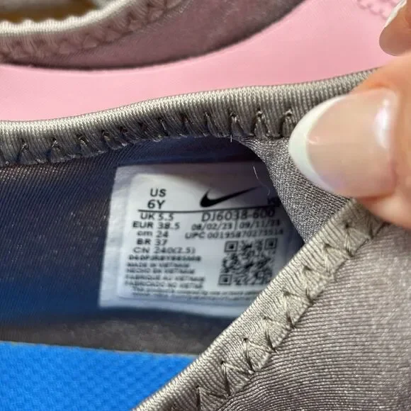 Nike Flex Runner 2 Road Running shoes Pink Foam size 6 Y Or Womens 7.5 Sneakers - Picture 7 of 10